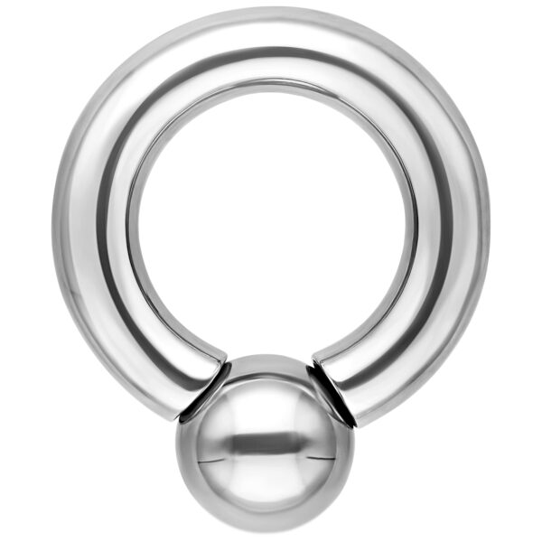 Anillo de rosca plateado con 10 mm de diámetro interno y bola de 6 mm sobre fondo blanco