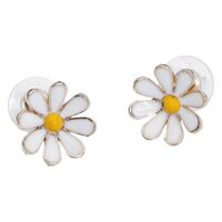 Daisy Earstuds