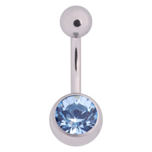 Bananabell de titanio plateado con cristal azul claro sobre fondo blanco