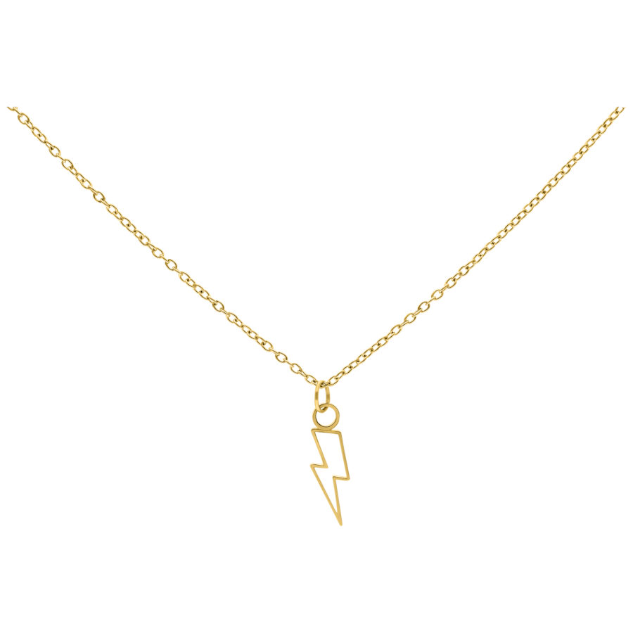 Collar dorado con colgante de rayo sobre fondo blanco
