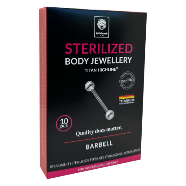 Empaque negro con piercing barbell plateado y etiqueta de titanio
