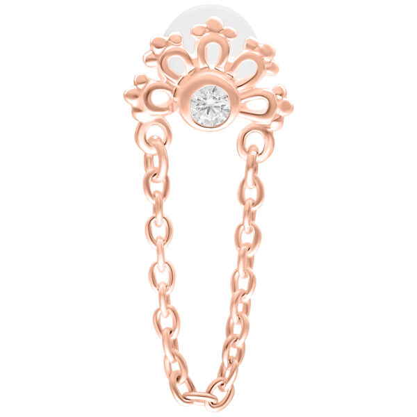 Labret de oro rosa con cristal y elemento de cadena sobre fondo blanco