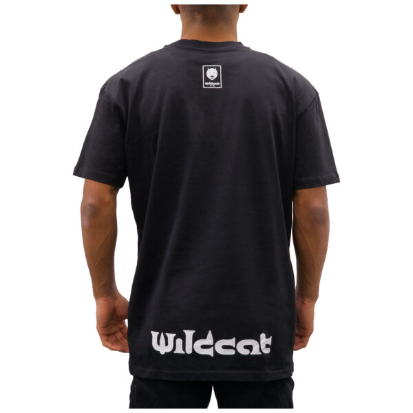 Camiseta negra oversized de Wildcat, vista trasera, de algodón