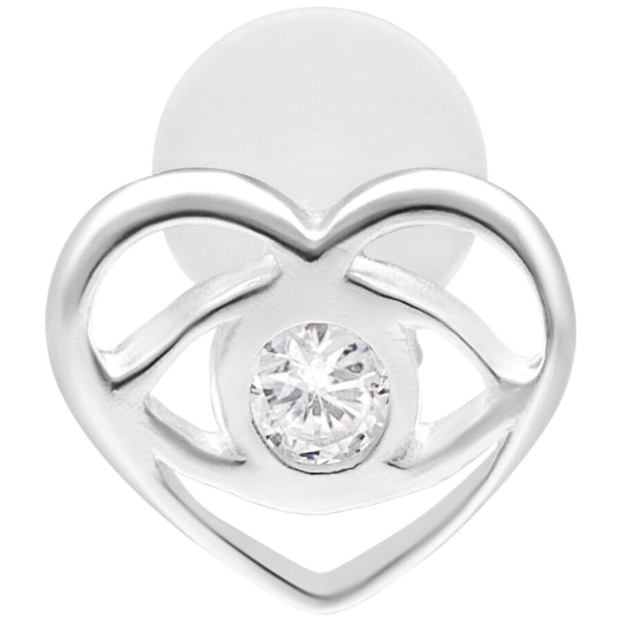 Labret de corazón plateado con cristal brillante sobre fondo blanco