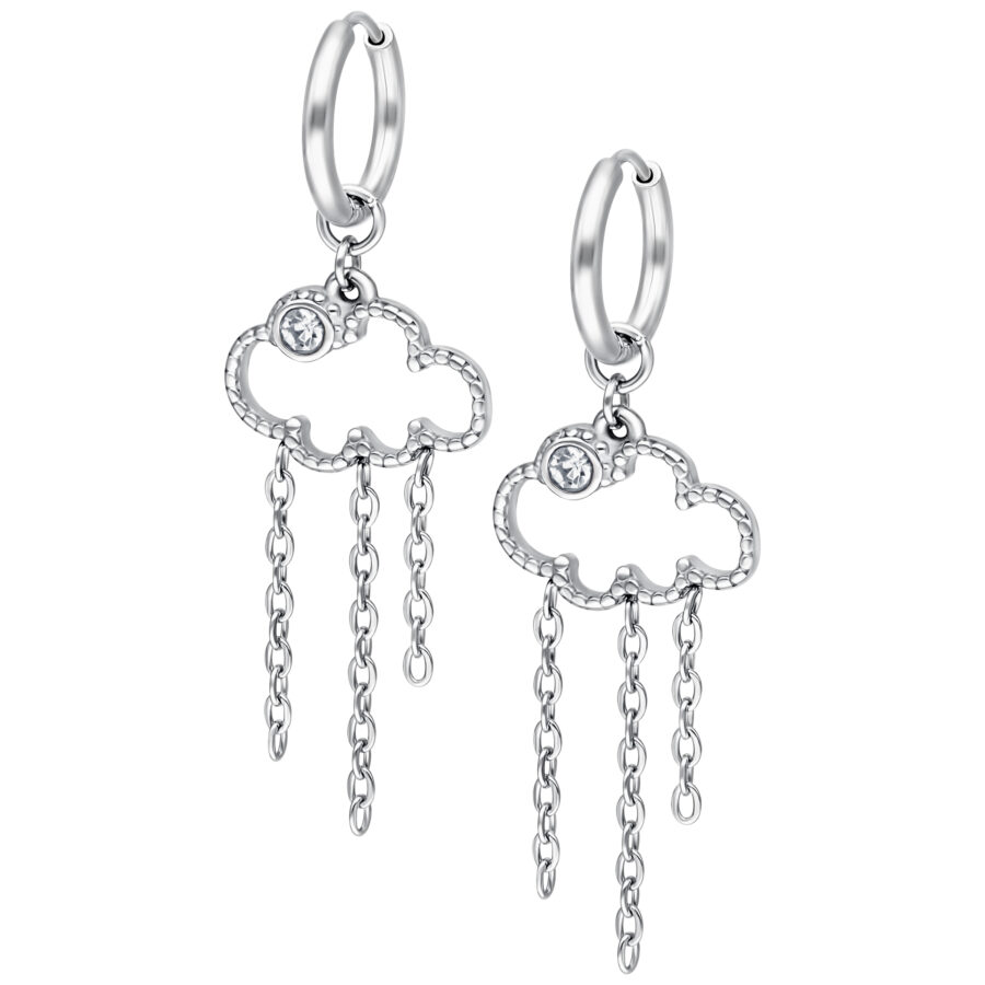 Pendientes plateados en forma de nube con colgantes de acero inoxidable sobre fondo blanco