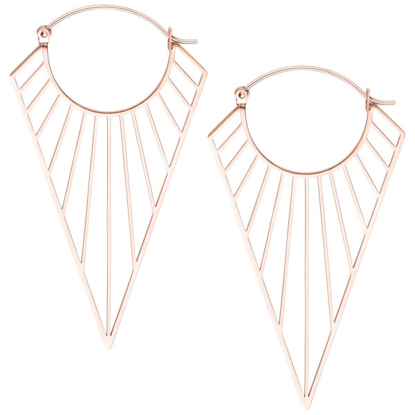Aros Prisma en oro rosa con diseño geométrico sobre fondo blanco