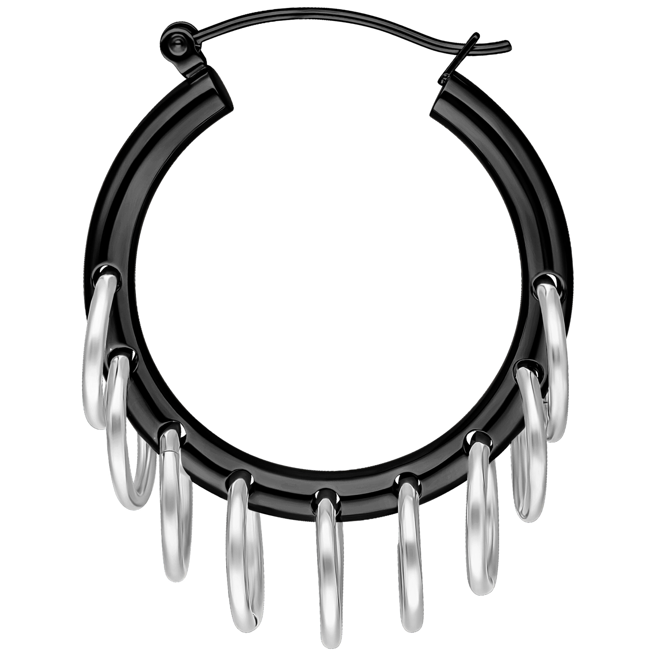 Aros de Metal Negro con Anillos de Plata Aros de metal negro con varios anillos plateados sobre fondo blanco