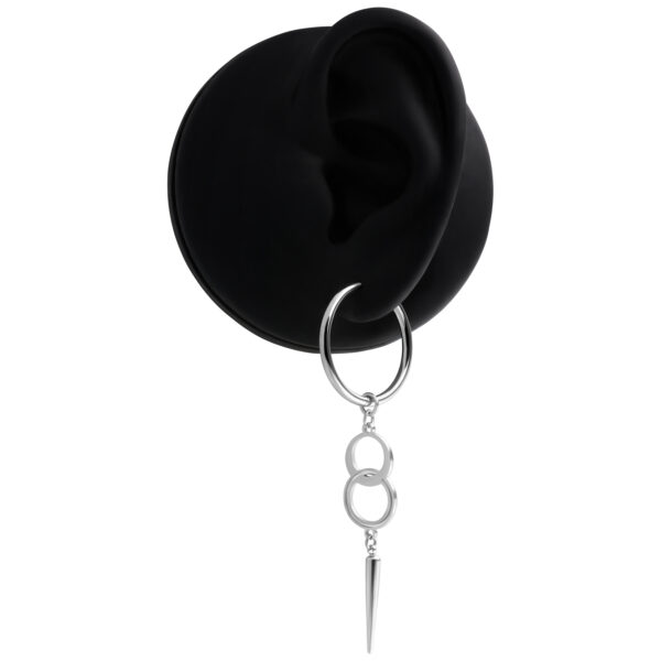 Aros de plata con colgante en modelo de oreja negra