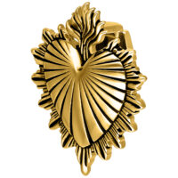 Pesa para oreja Sacred Heart dorada con motivo de llamas detallado