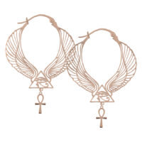 Cleopatra Hoops in Roségold mit Ankh-Symbol Roségoldene Cleopatra Hoops mit Flügel- und Ankh-Design auf weißem Hintergrund