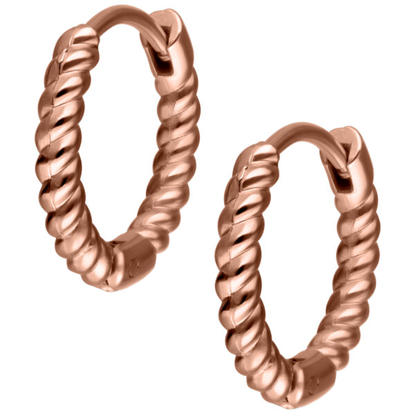 Pendientes Twisted Little Hoops de roségold sobre fondo blanco