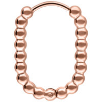 Roségoldene ovale Ohrringe aus Chirurgenstahl 316L, auf weißem Hintergrund