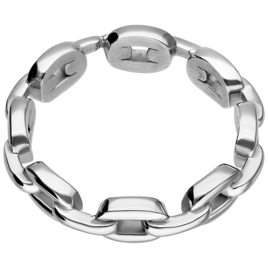 Anillo de dedo plateado de acero quirúrgico con diseño de eslabones sobre fondo blanco