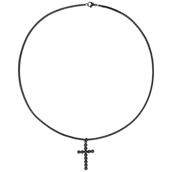 Cadena de cruz negra de acero quirúrgico con estructura de burbujas sobre fondo blanco