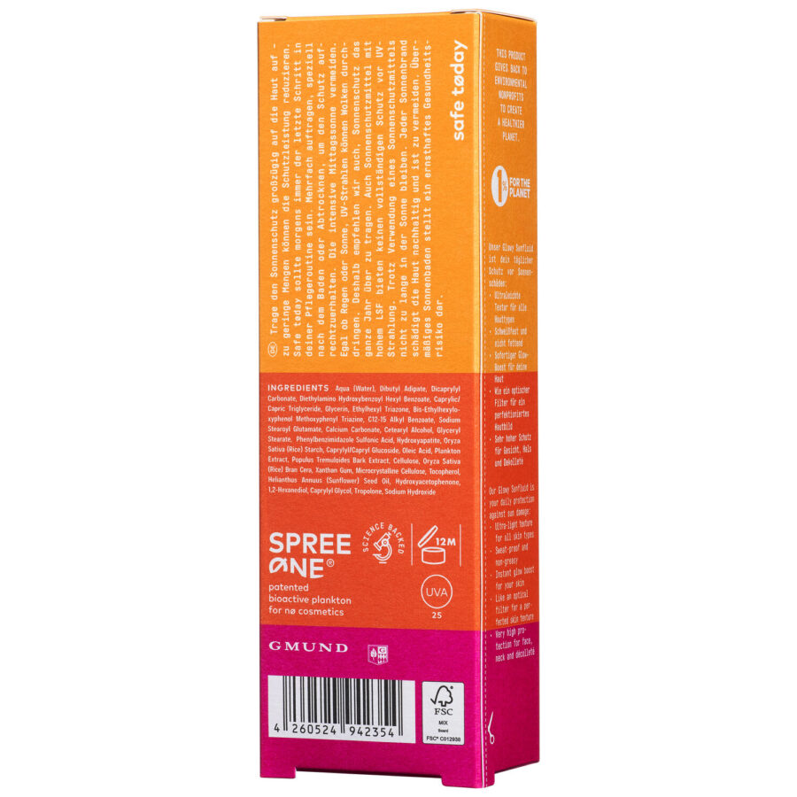 Empaque colorido del No Cosmetics Glowy Sunfluid SPF50, 50ml, sobre fondo blanco
