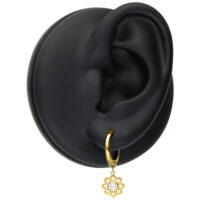 Aros Mini Crystal Flower Dorados Aros dorados con colgante de flor en modelo de oreja negra