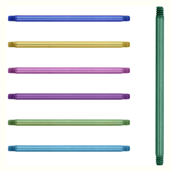 Siete barras rectas de titanio en colores lila, verde claro, azul oscuro, violeta y azul claro sobre fondo blanco