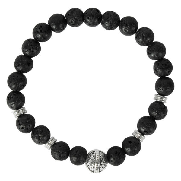Pulsera negra con cuentas redondas de piedra y elemento de casco plateado sobre fondo blanco