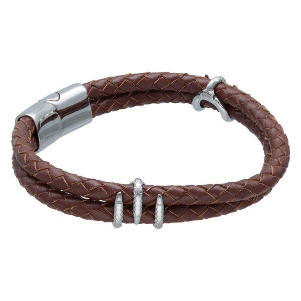 Pulsera trenzada de cuero sintético marrón con cierre metálico plateado sobre fondo blanco