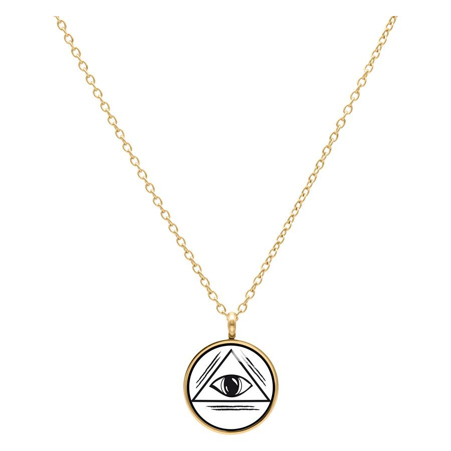 Collar dorado con colgante redondo y motivo de ojo sobre fondo blanco