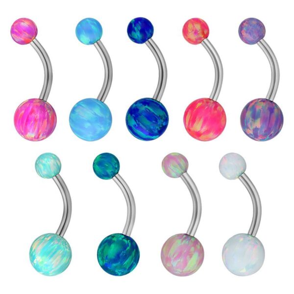 Piercing de ombligo con bolas de ópalo sintético de colores sobre fondo blanco