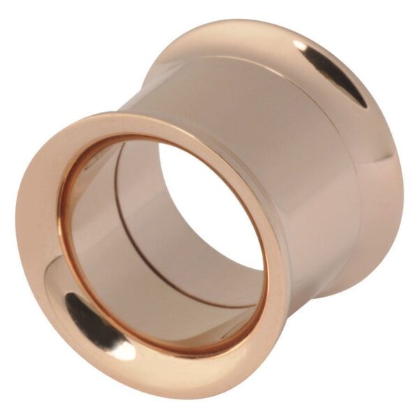 Túnel piercing oro rosa con rosca interna, 24 mm, sobre fondo blanco