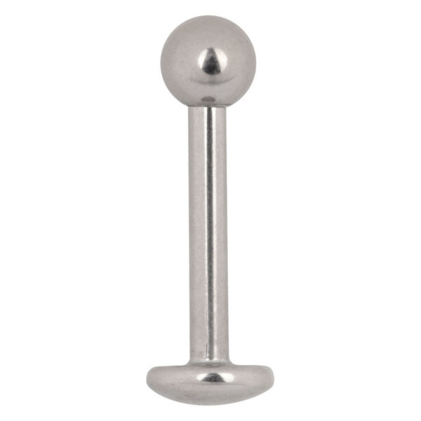 Labret de titanio plateado con bola sobre fondo blanco