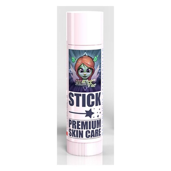 Stick de cuidado de la piel blanco de Auafee con gráfico de dibujos animados colorido sobre fondo de estudio