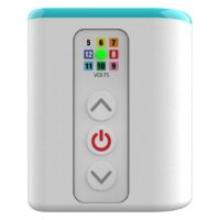 Blanco Airbolt Mini batería con pantalla LED Batería blanca con pantalla LED y botones sobre fondo blanco