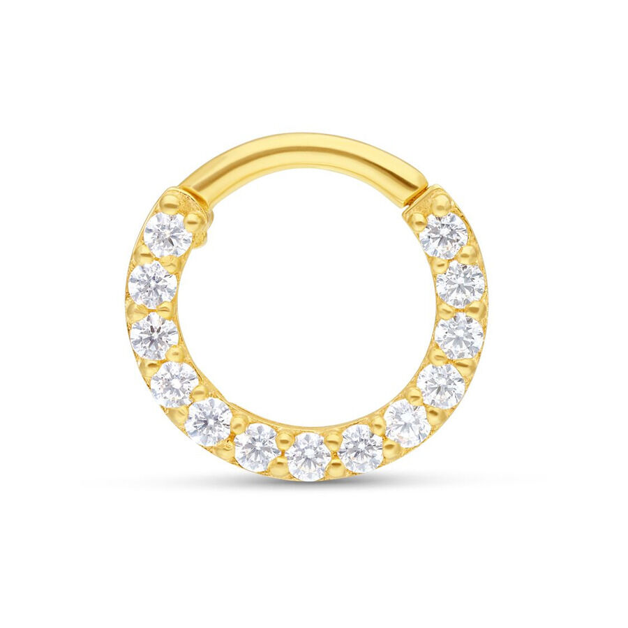Anillo de septum de oro de 18K con cristales Anillo de septum dorado con cristales claros sobre fondo blanco
