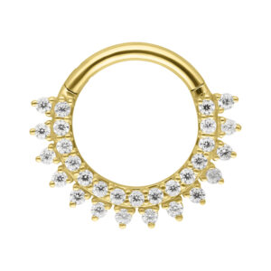 Aro de septum dorado con piedras de Moissanita sobre fondo blanco