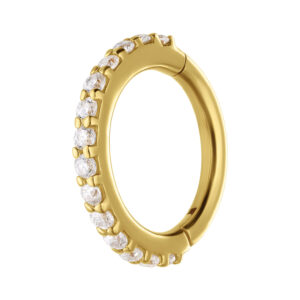 Aro dorado con bisagra y cristales de Moissanita sobre fondo blanco