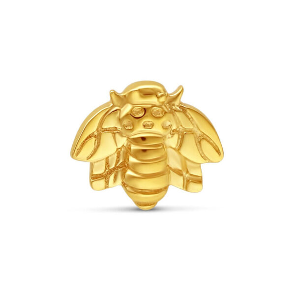 Accesorio de abeja de oro 585 con detalles finos sobre fondo blanco