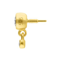 Accesorio de piercing de oro con doble cristal sobre fondo blanco