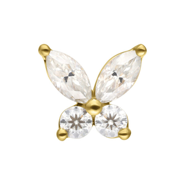 Adorno de mariposa dorado de 14K con moissanita brillante sobre fondo blanco