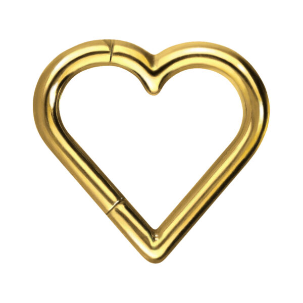 Clicker de piercing en forma de corazón en oro brillante sobre fondo blanco