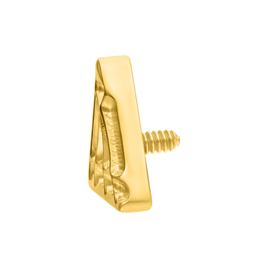 Adaptador Delta dorado con rosca externa sobre fondo blanco