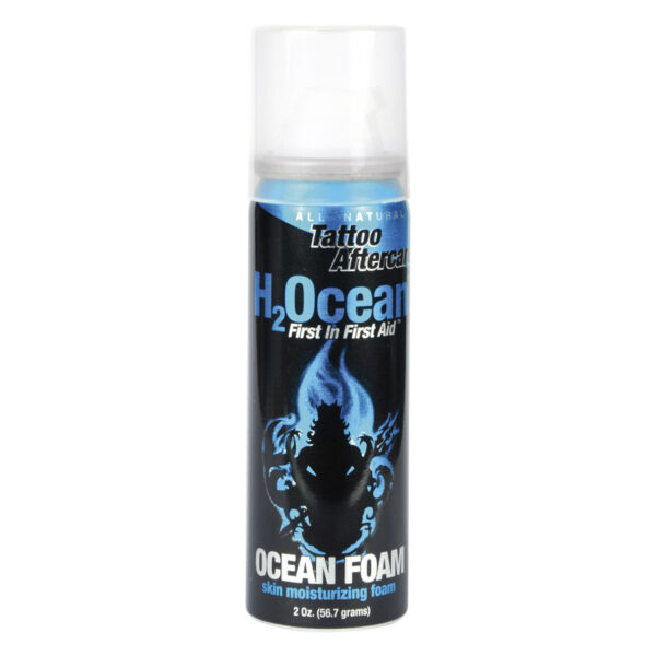Botella de espuma de cuidado para tatuajes H2Ocean de 59 ml sobre fondo blanco