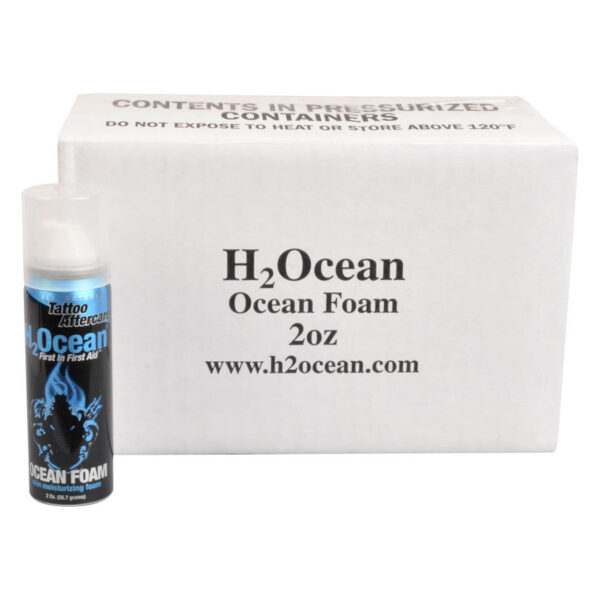 Botella de espuma de cuidado H2Ocean para tatuajes de 60 ml frente a una caja blanca