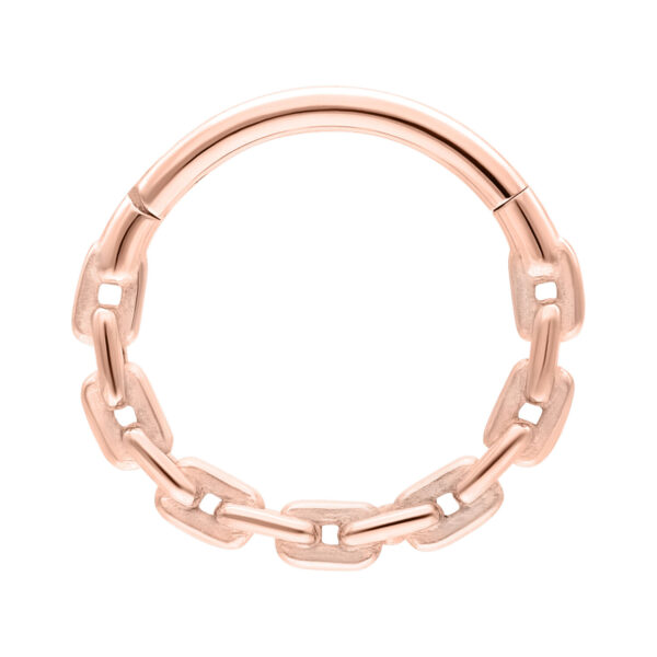 Clicker de Cadena de Ancla en oro rosado con 12mm de diámetro interno sobre fondo blanco