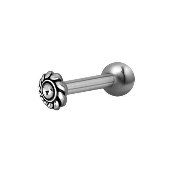 Barbell de oreja plateado de acero quirúrgico con motivo floral sobre fondo blanco