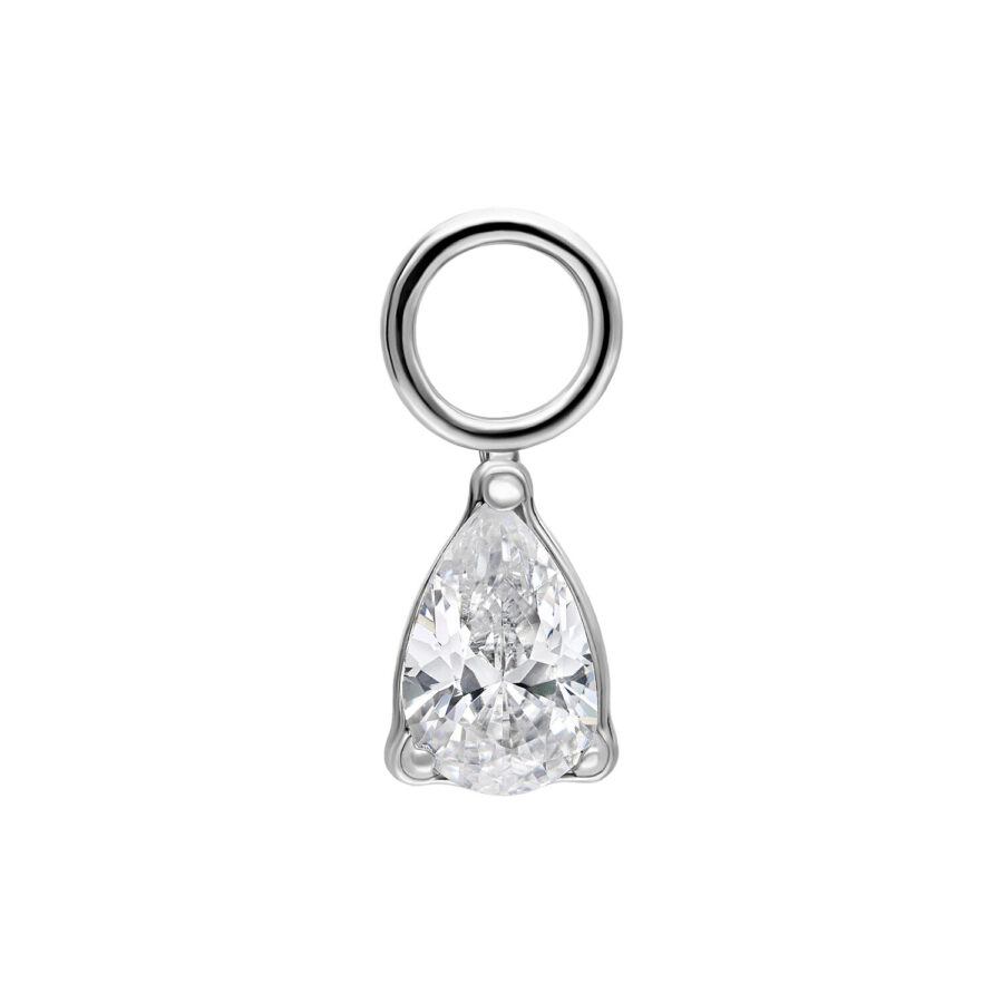 Colgante de gota de cristal plateado de acero quirúrgico sobre fondo blanco
