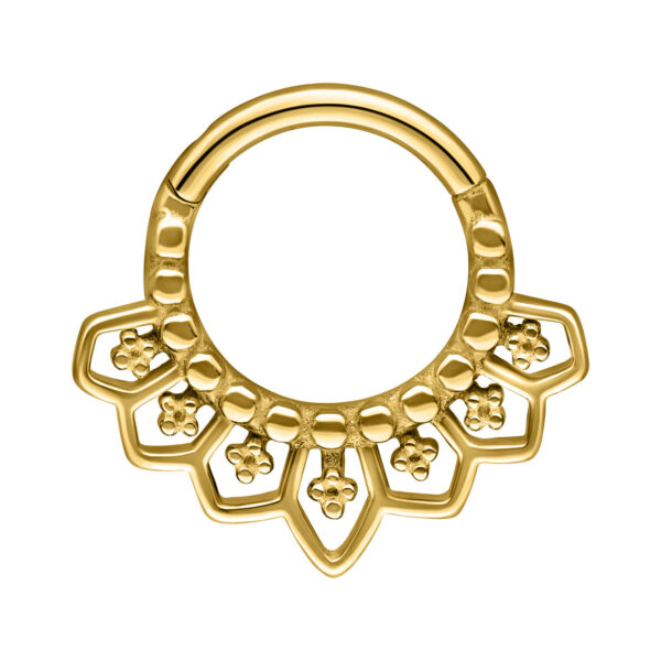 Clicker de septum dorado con diseño detallado sobre fondo blanco
