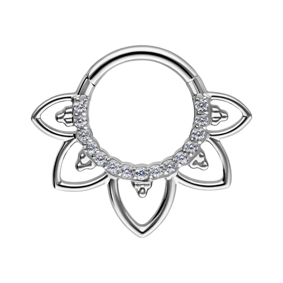 Clicker de septum plateado con diseño de flores y cristales sobre fondo blanco