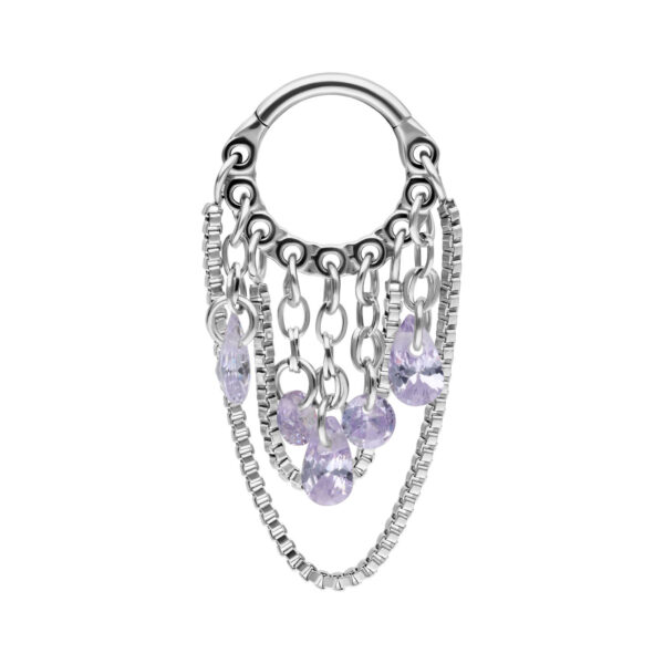 Clicker plateado con cristales color lavanda sobre fondo blanco