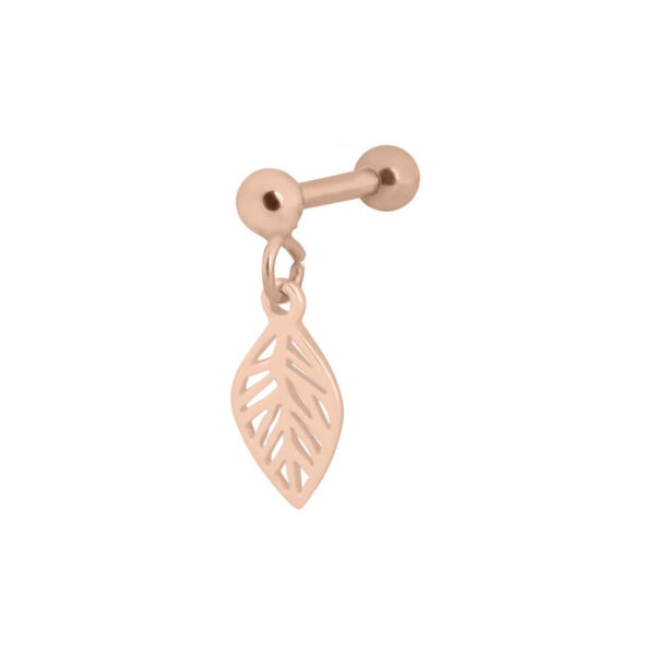 Piercing de barra en oro rosado con colgante en forma de hoja sobre fondo blanco
