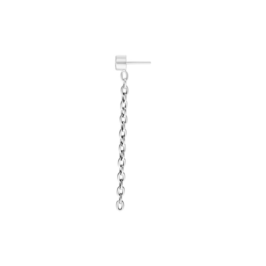Ajuste de cadena plateada para piercing Push Fit sobre fondo blanco