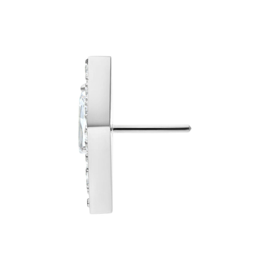 Ajuste lateral plateado Push Fit con piedra cristalina sobre fondo blanco