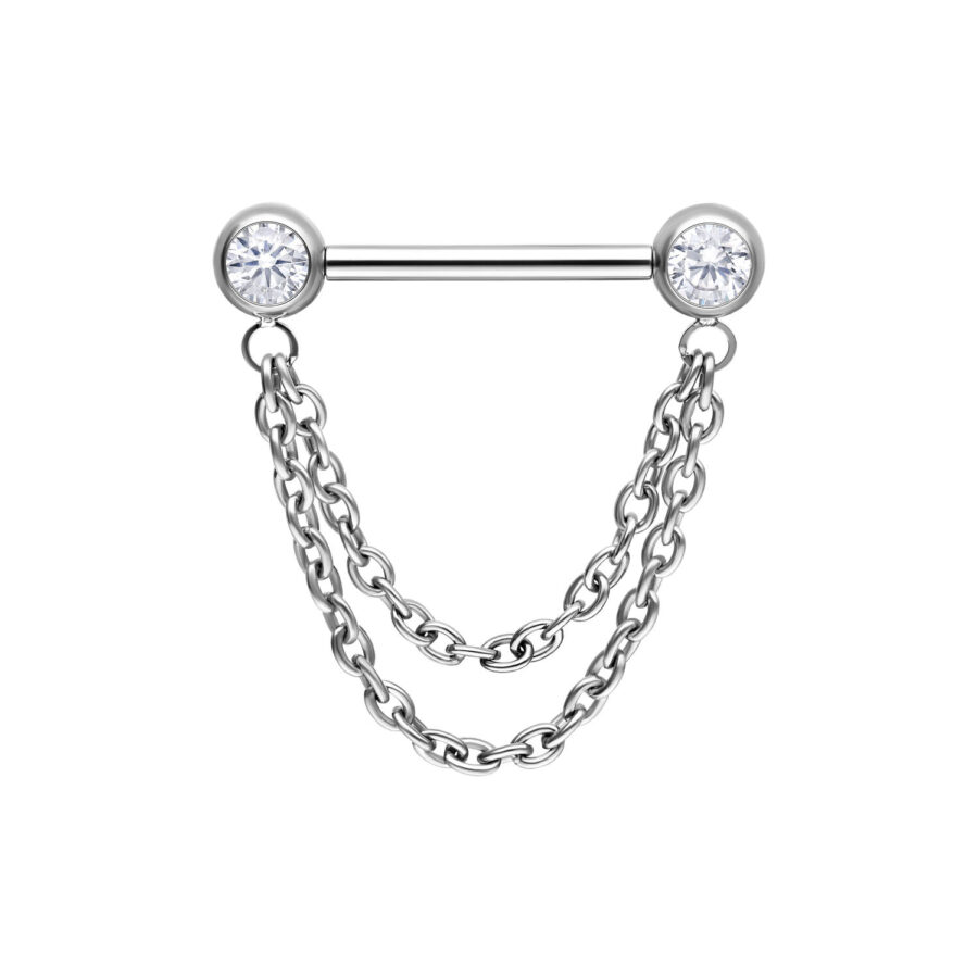 Barra de pezón plateada de titanio con dos circonitas brillantes y cadenas dobles colgantes sobre fondo blanco
