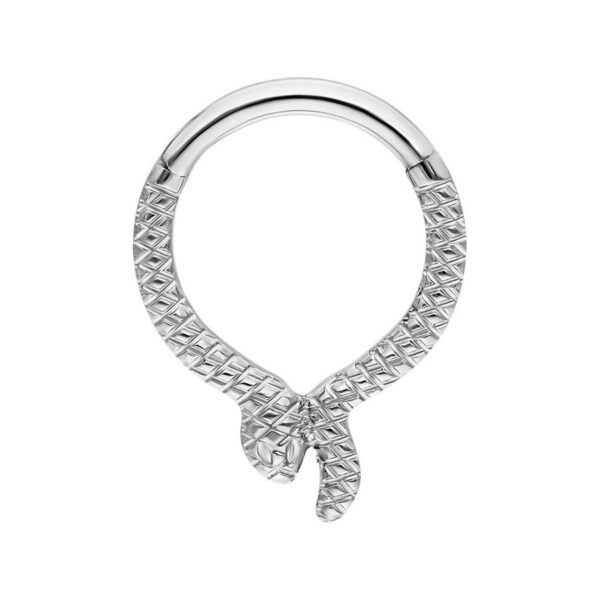 Clicker Serpientes de plata de titanio con diseño de serpiente sobre fondo blanco
